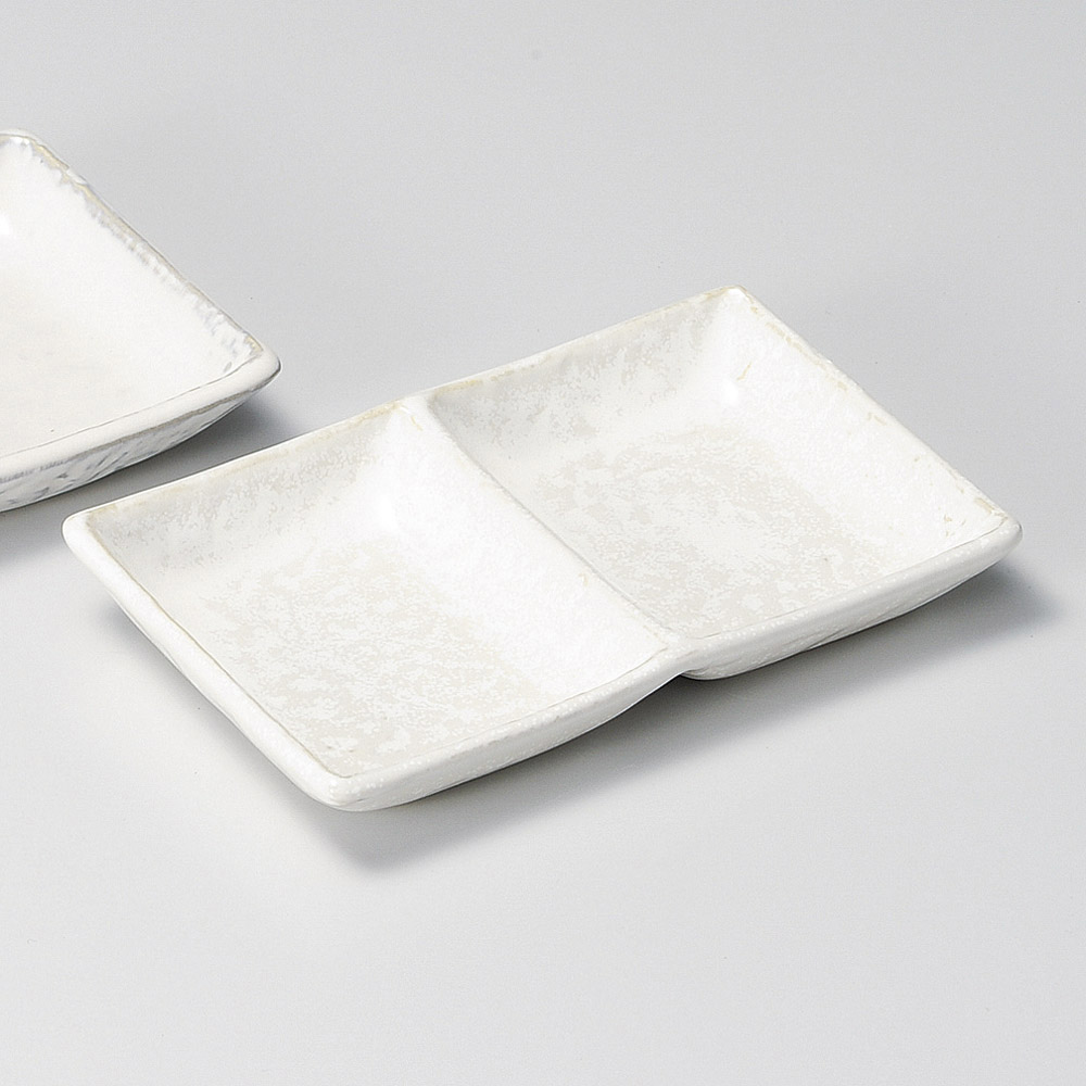 39041-319 / 흰 유약 2목 접시 / 15.7×9.4×2.3㎝ /  일본그릇
